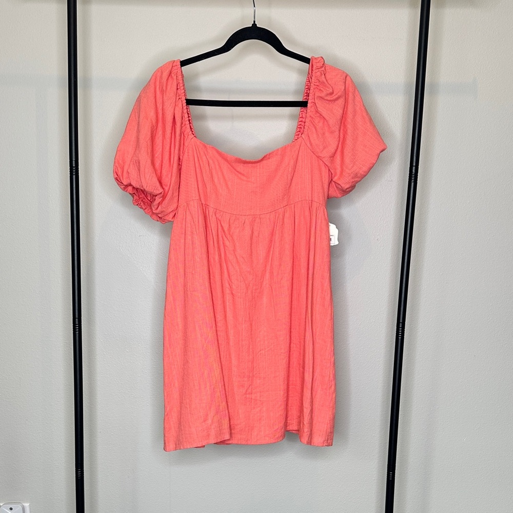 New With Tags Altar'd State Coral Mini Dress with Puff Sleeves Size Medium